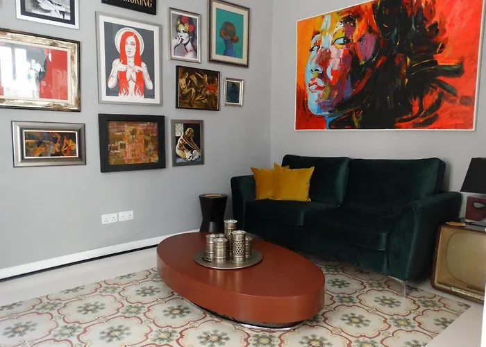 60 Indri Borg Townhouse